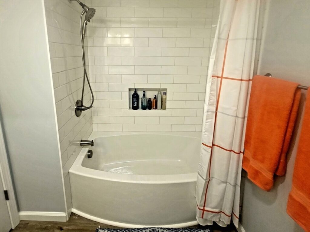 
Canadian-Lakes-Michigan-Basement-Bathroom-Remodel